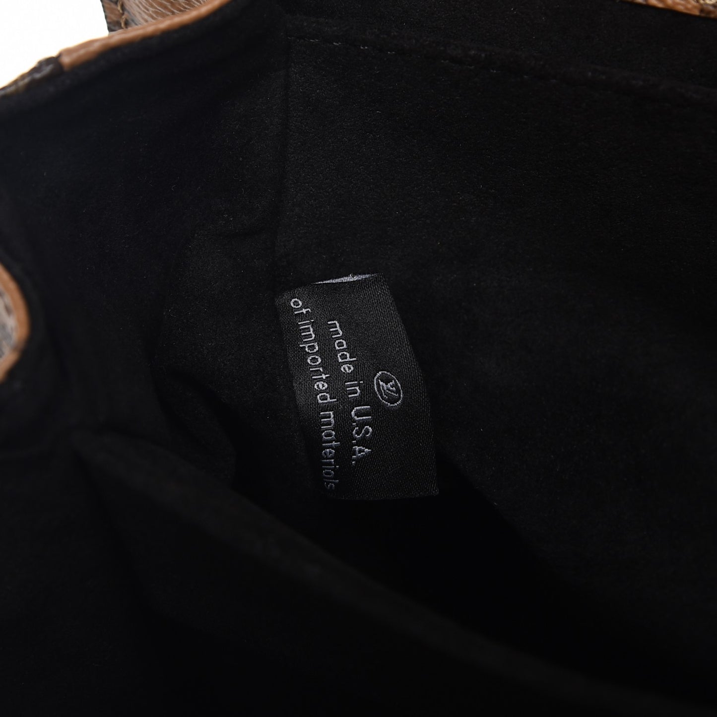Reverse Monogram Pochette Metis