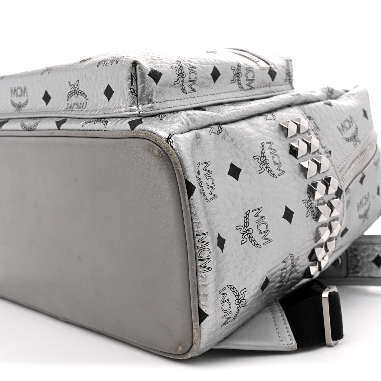 MCM Metallic Visetos Medium Side Stud Stark Backpack Berlin Silver 9 of 14