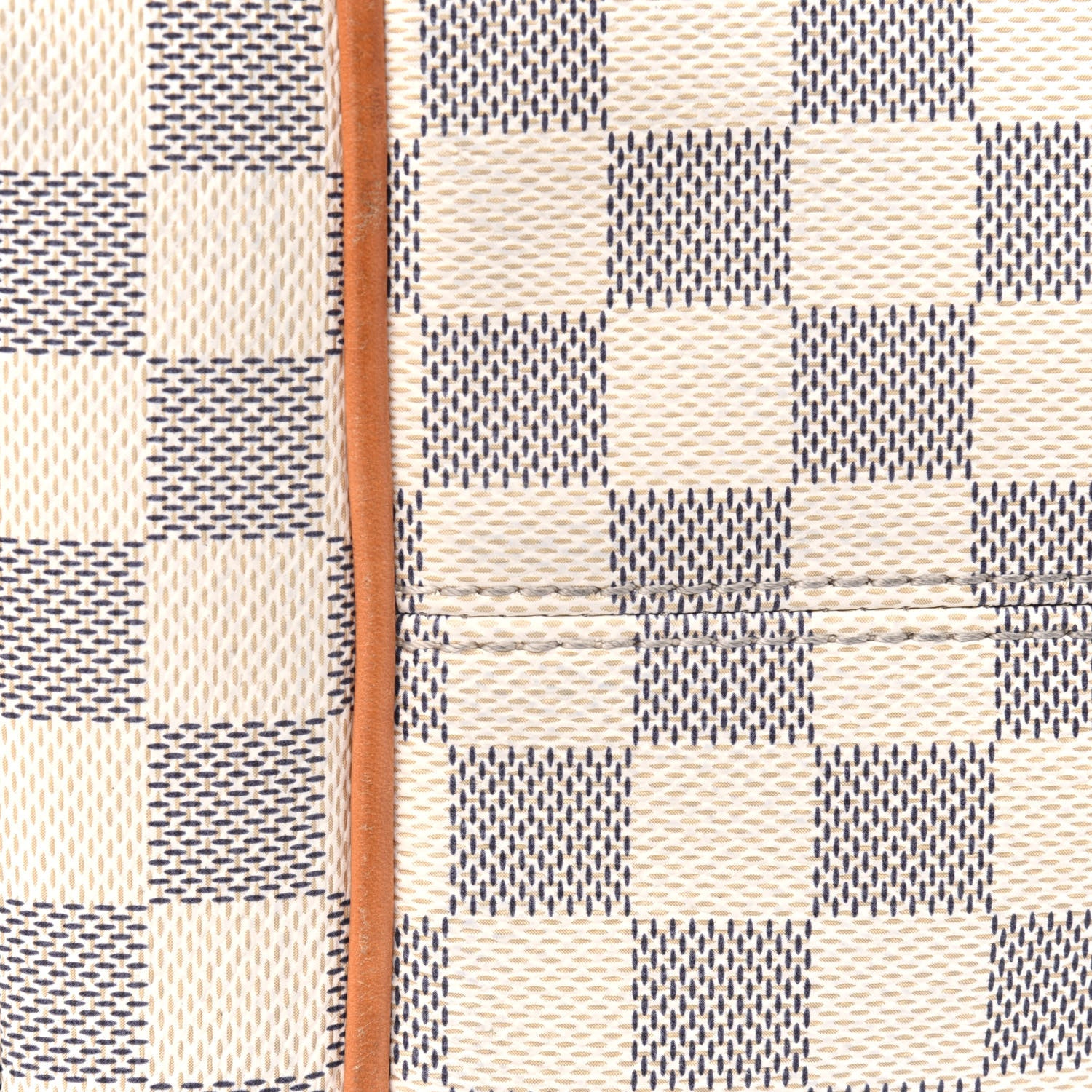 Louis Vuitton Damier Azur Totally MM 19 of 31