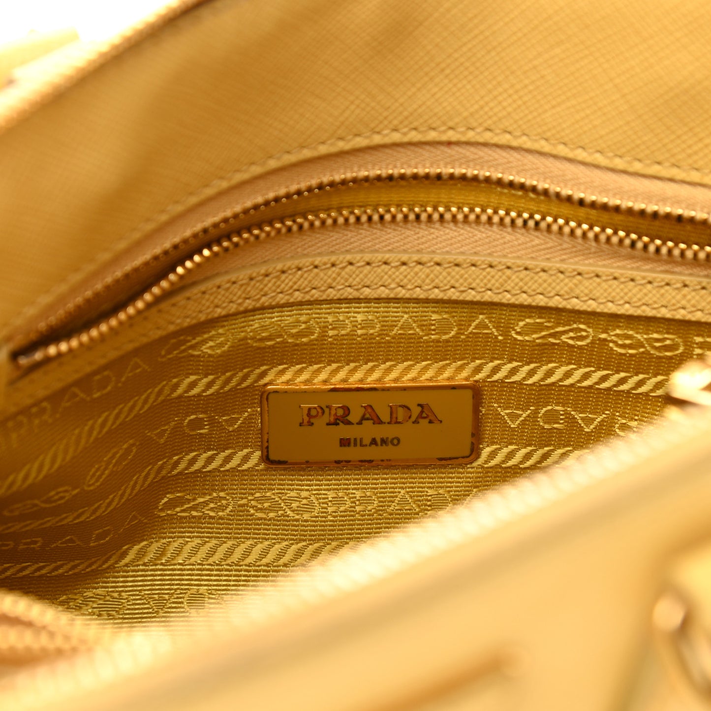 Saffiano Lux Small Promenade Tote Mimosa