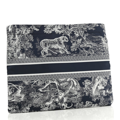 Christian Dior Embroidered Toile De Jouy Diortravel Zipped Pouch Blue 3 of 8