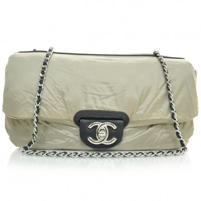 Chanel Lambskin Medium Coco Rain Flap Black 12 of 12