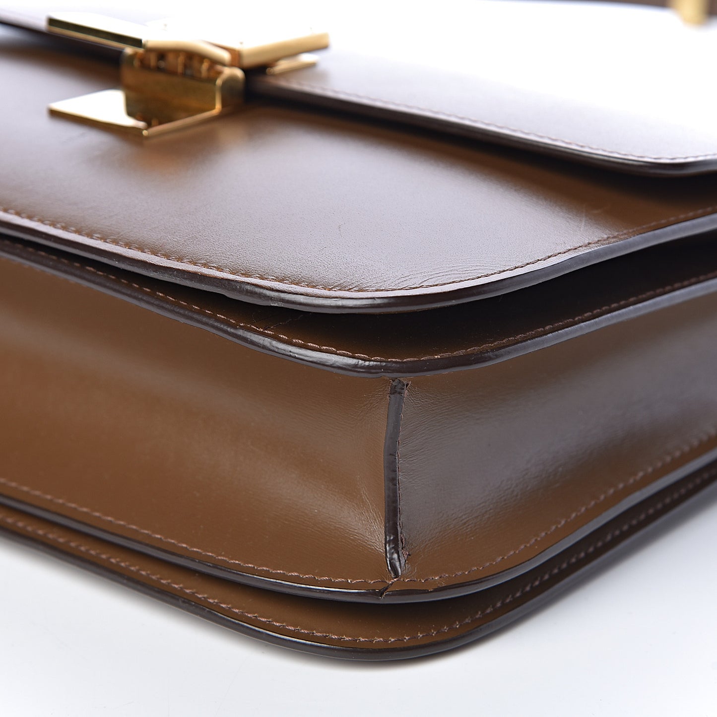 Box Calfskin Medium Classic Box Flap Bag Camel