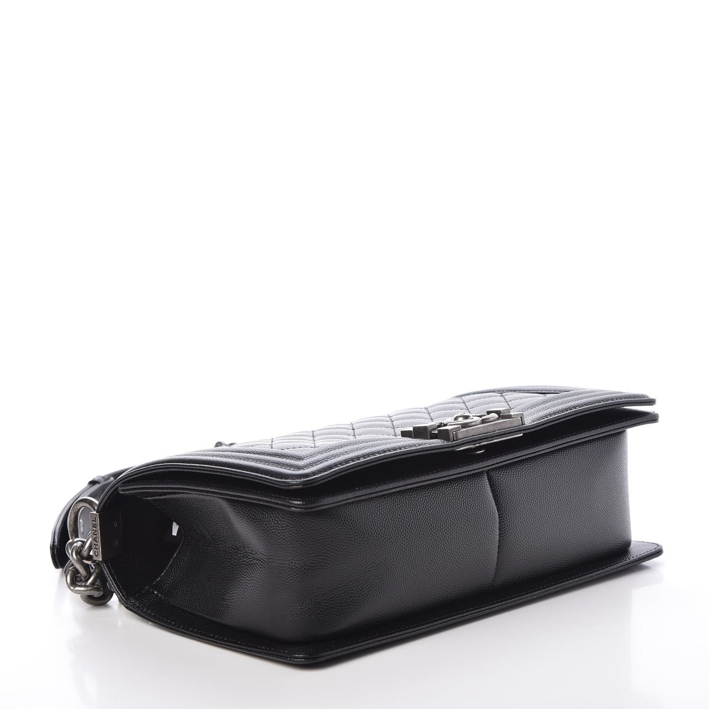 Caviar Quilted Medium Boy Flap Black