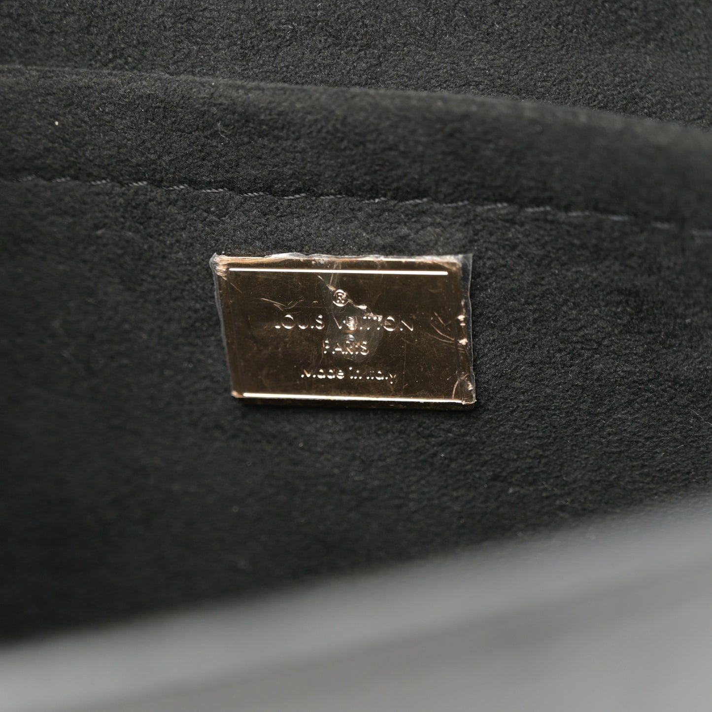 Vernis Epi Monogram Spring Street Black