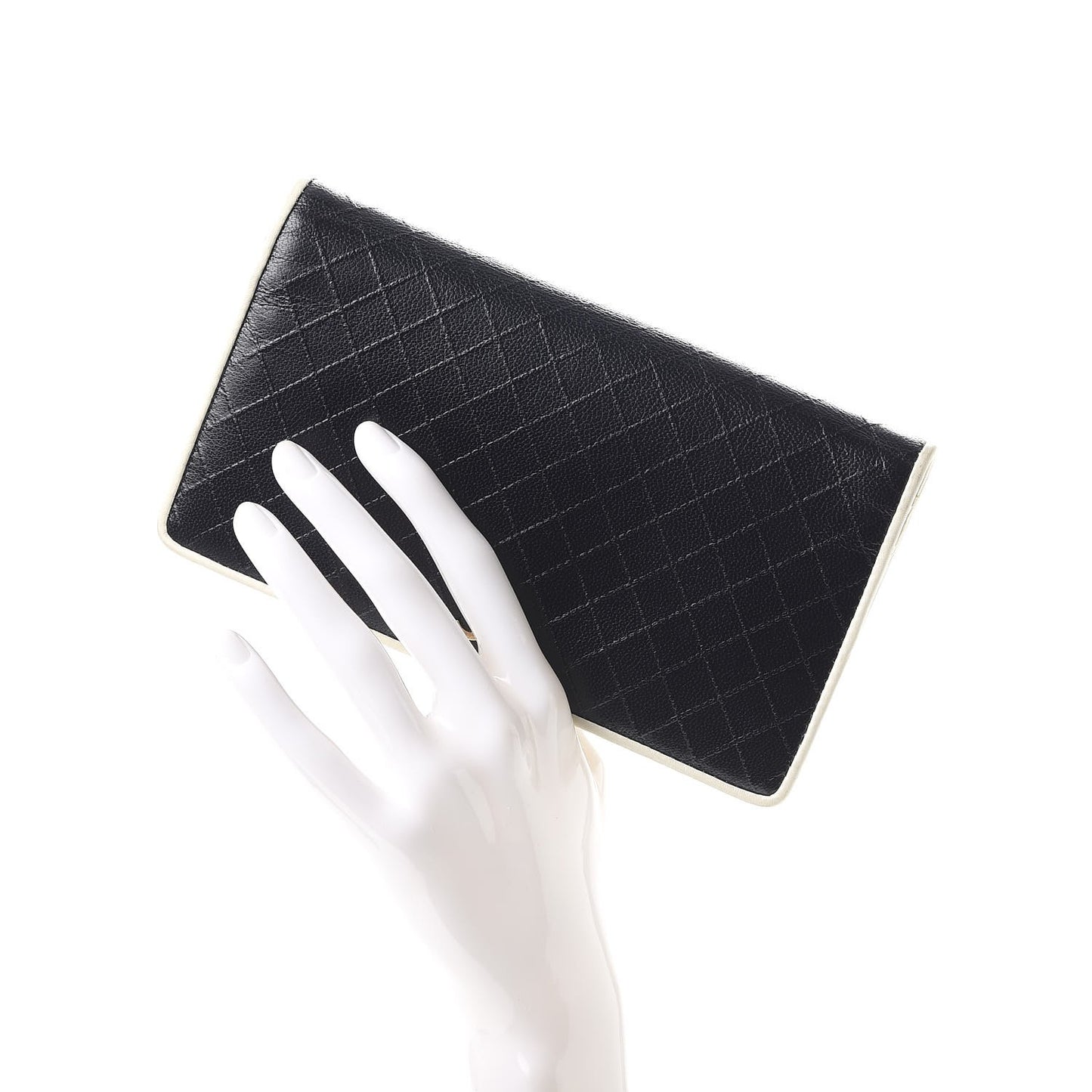 Calfskin Diamond Stitched Yen Wallet Dark Navy Blue