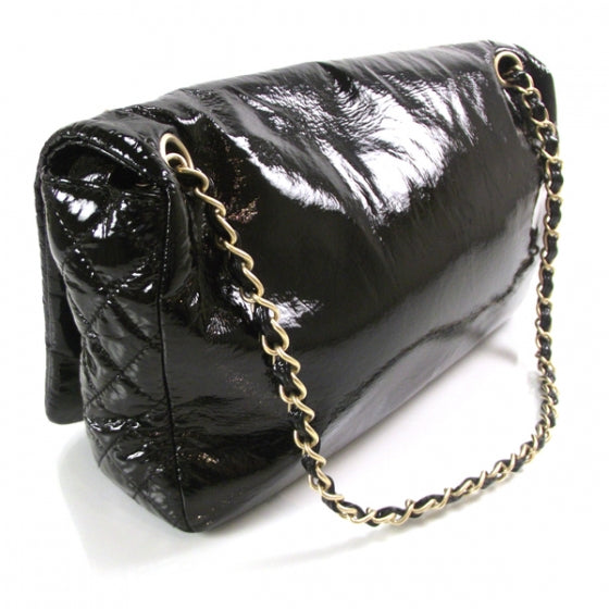 Vinyl Rock and Chain Medium Flap Black