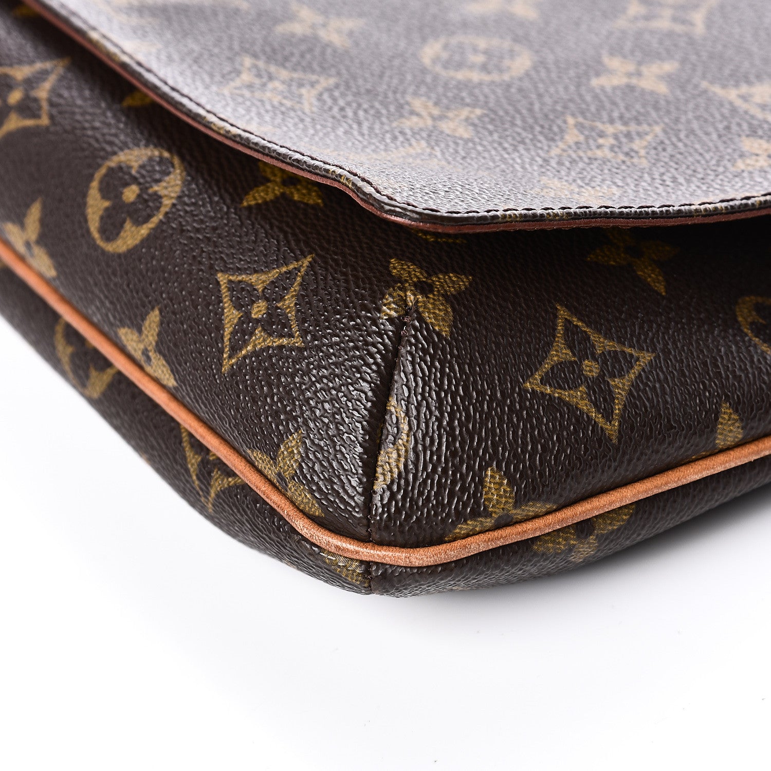 Louis Vuitton Monogram Musette Tango 8 of 9