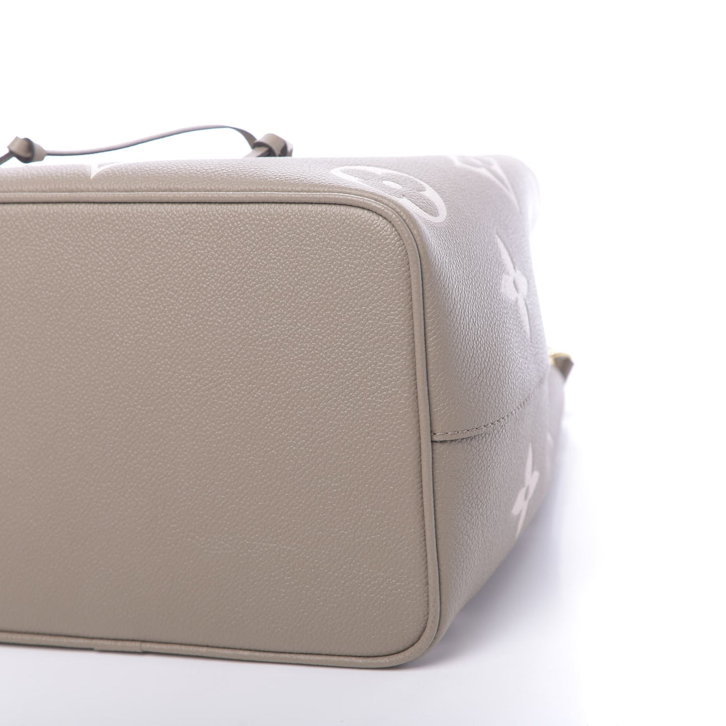 Empreinte Monogram Giant Neonoe MM Tourterelle Creme