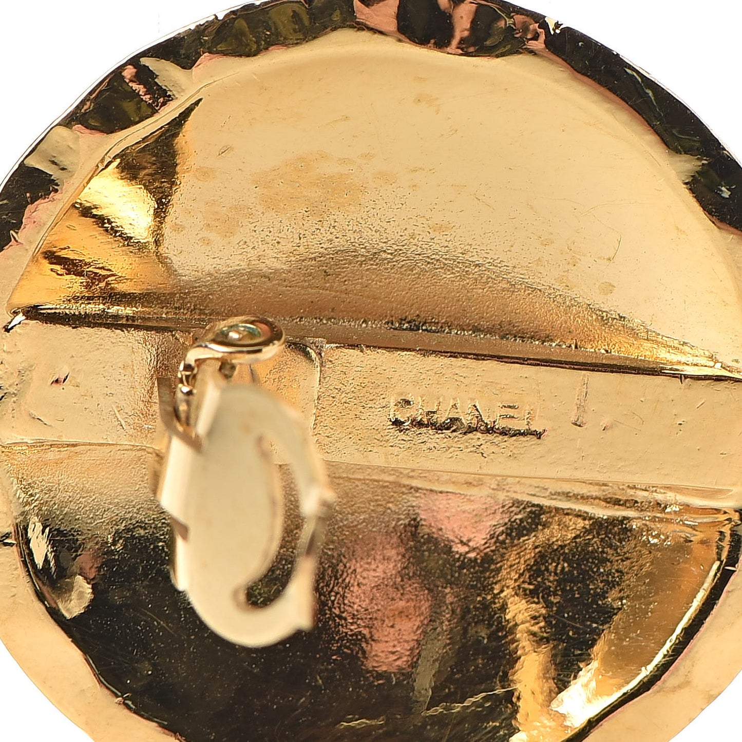 Metal Quilted CC Round Clip On Earrings Gold