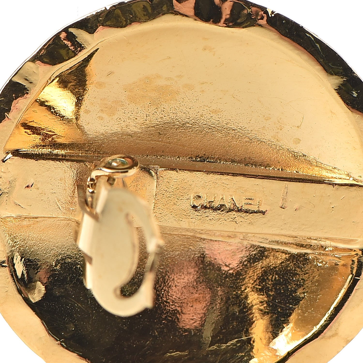 Chanel Metal Quilted CC Round Clip On Earrings Gold 4 of 5