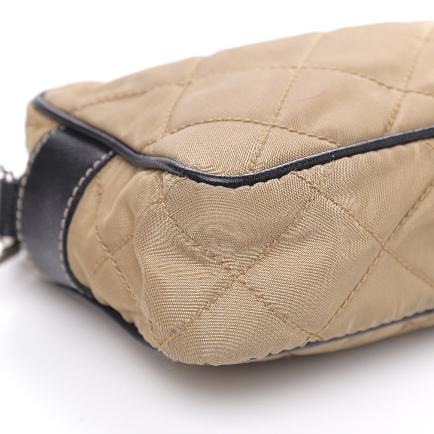 Tessuto Nylon Saffiano Impunturato Quilted Pochette Cammello Black