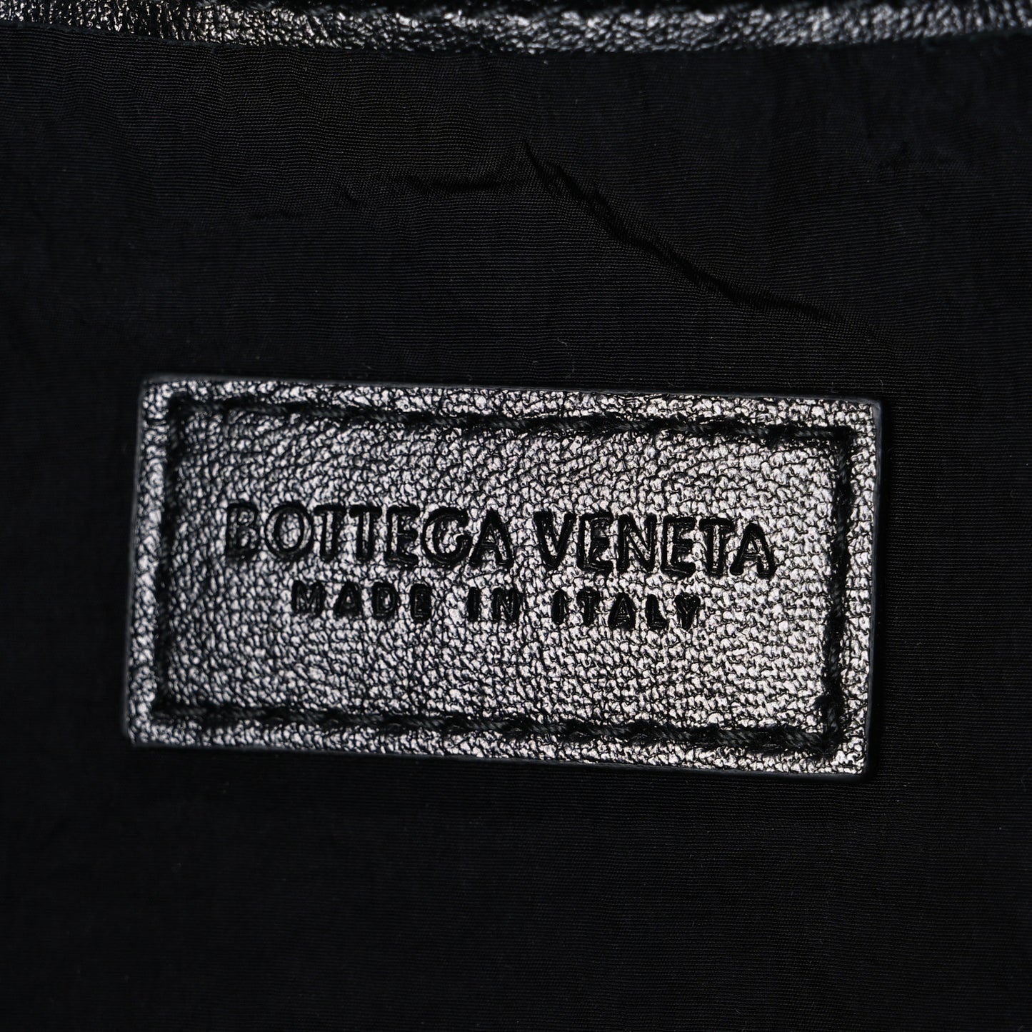 Calfskin Intrecciato Giorno Black