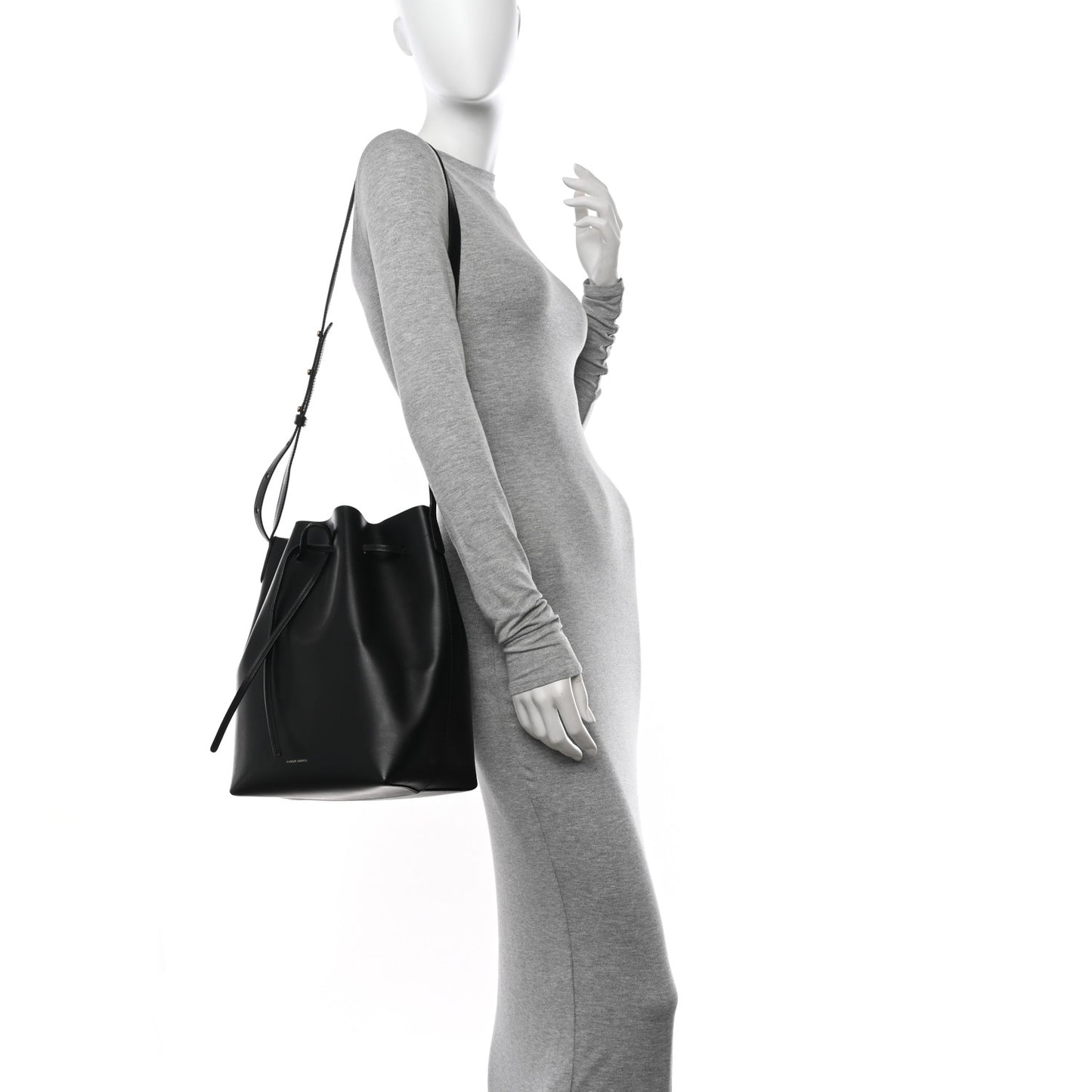 Vegetable Tanned Calfskin Bucket Bag Black Oro