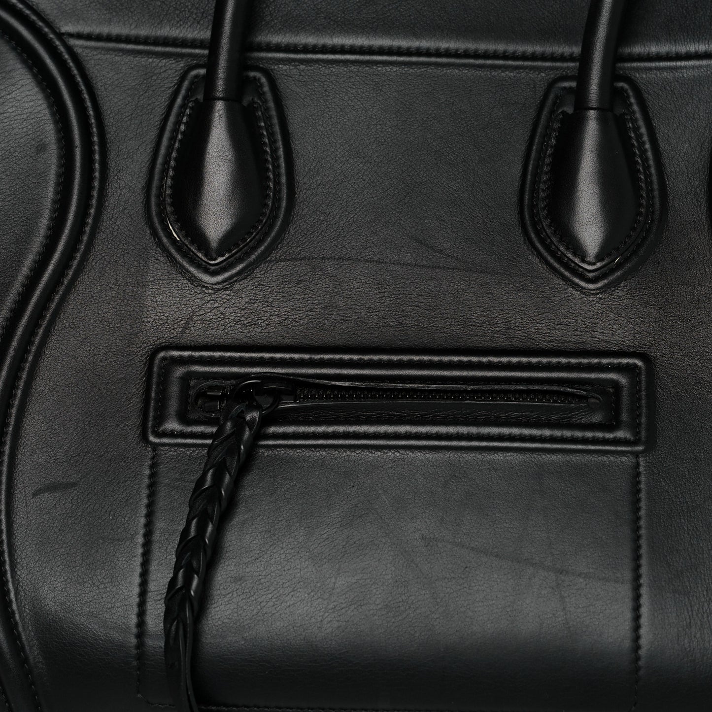 Smooth Calfskin Medium Phantom Luggage Black