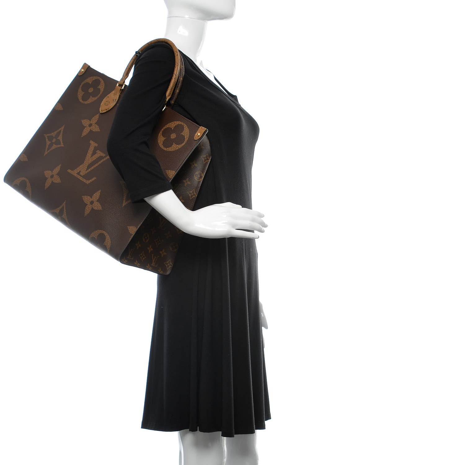 Louis Vuitton Reverse Monogram Giant Onthego GM 3 of 10