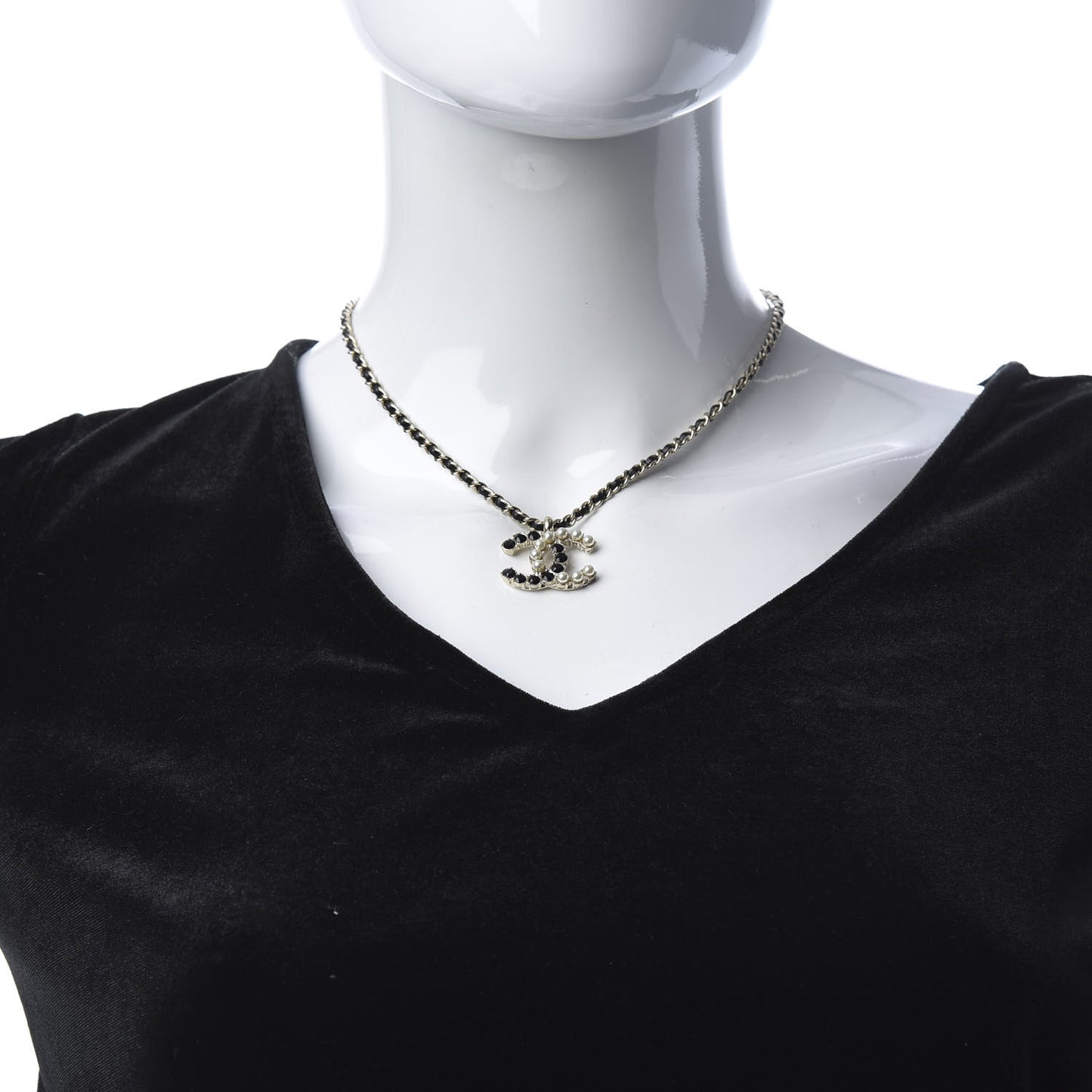 Lambskin Resin Pearl Dazzling Domino Short Necklace Gold Black