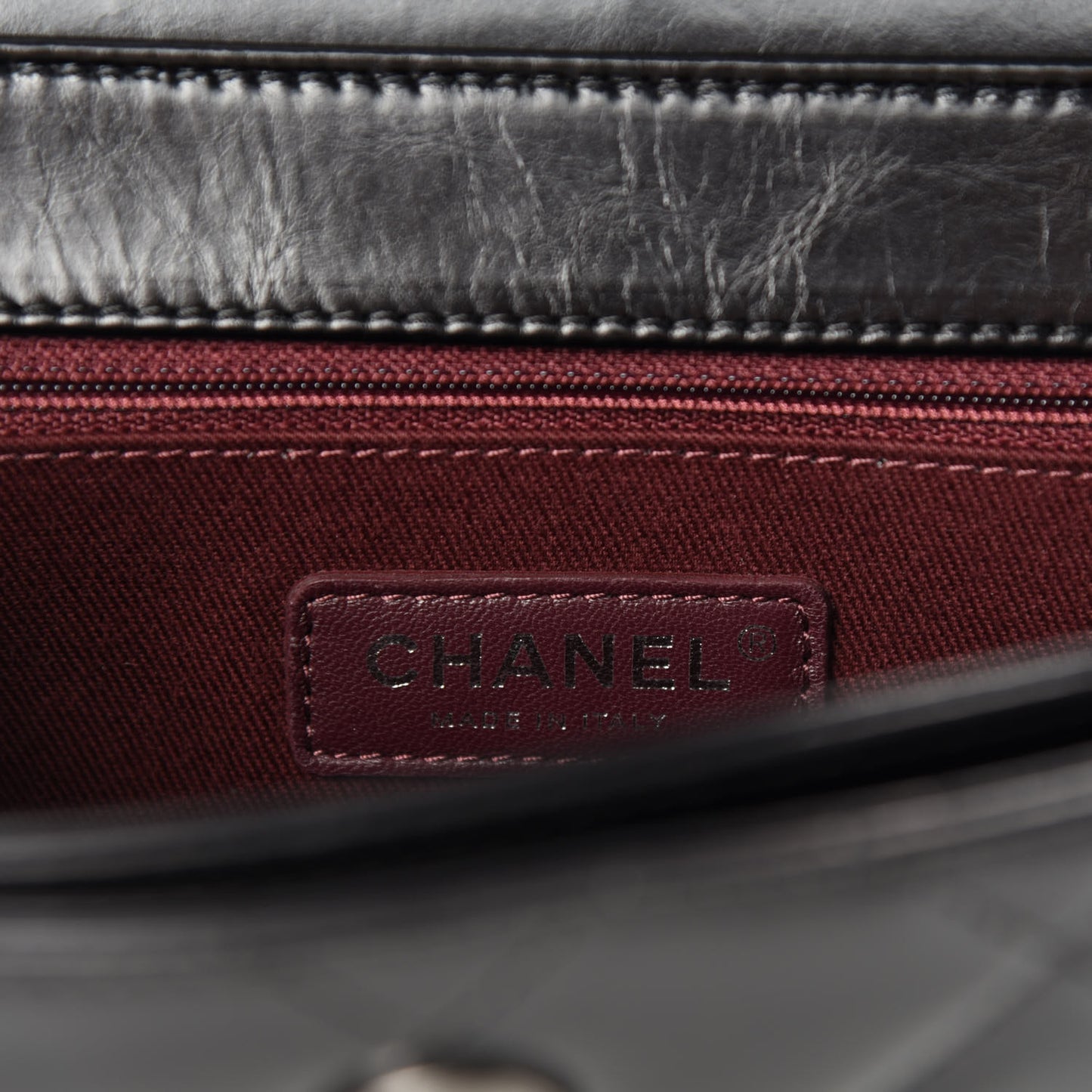 Glazed Calfskin Quilted Medium Perfect Edge Flap Black