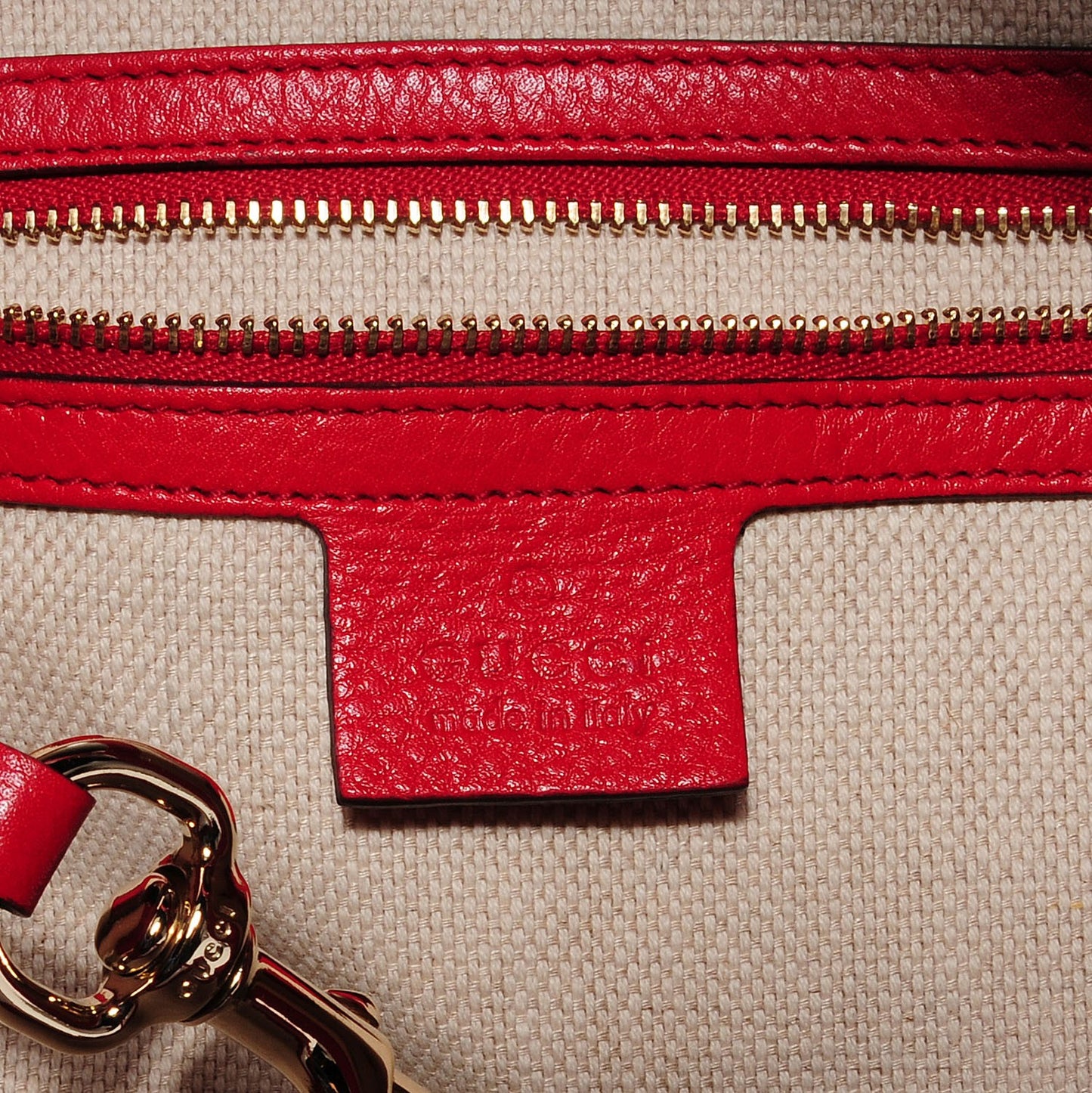 Pebbled Calfskin Large Soho Shoulder Bag Red