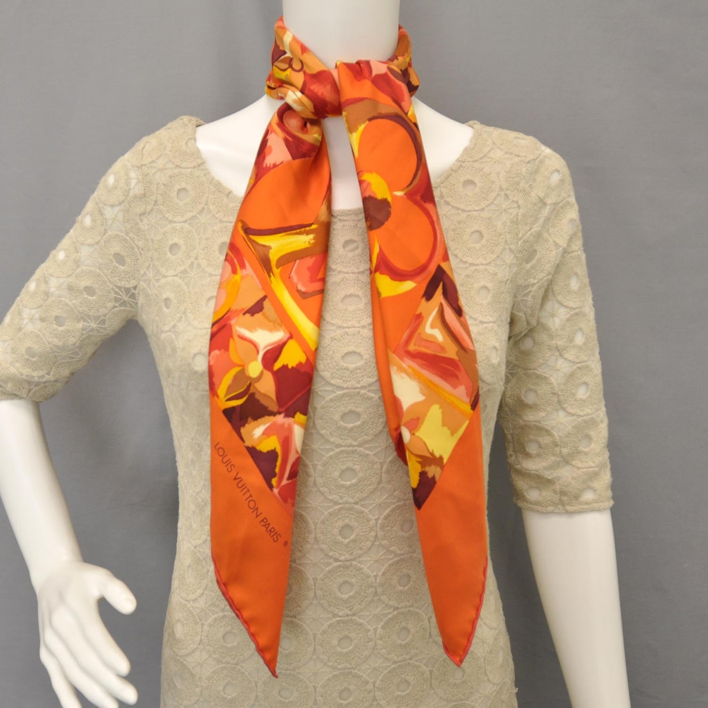 Silk Carre Au Fil De Temps Scarf Orange