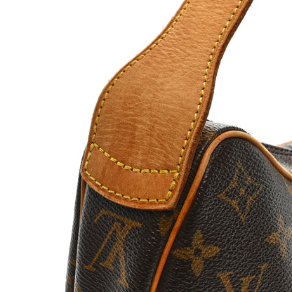 Louis Vuitton Monogram Croissant MM 9 of 9