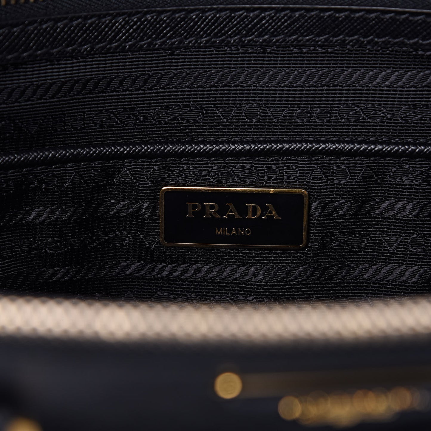 Saffiano Large Galleria Double Zip Tote Black