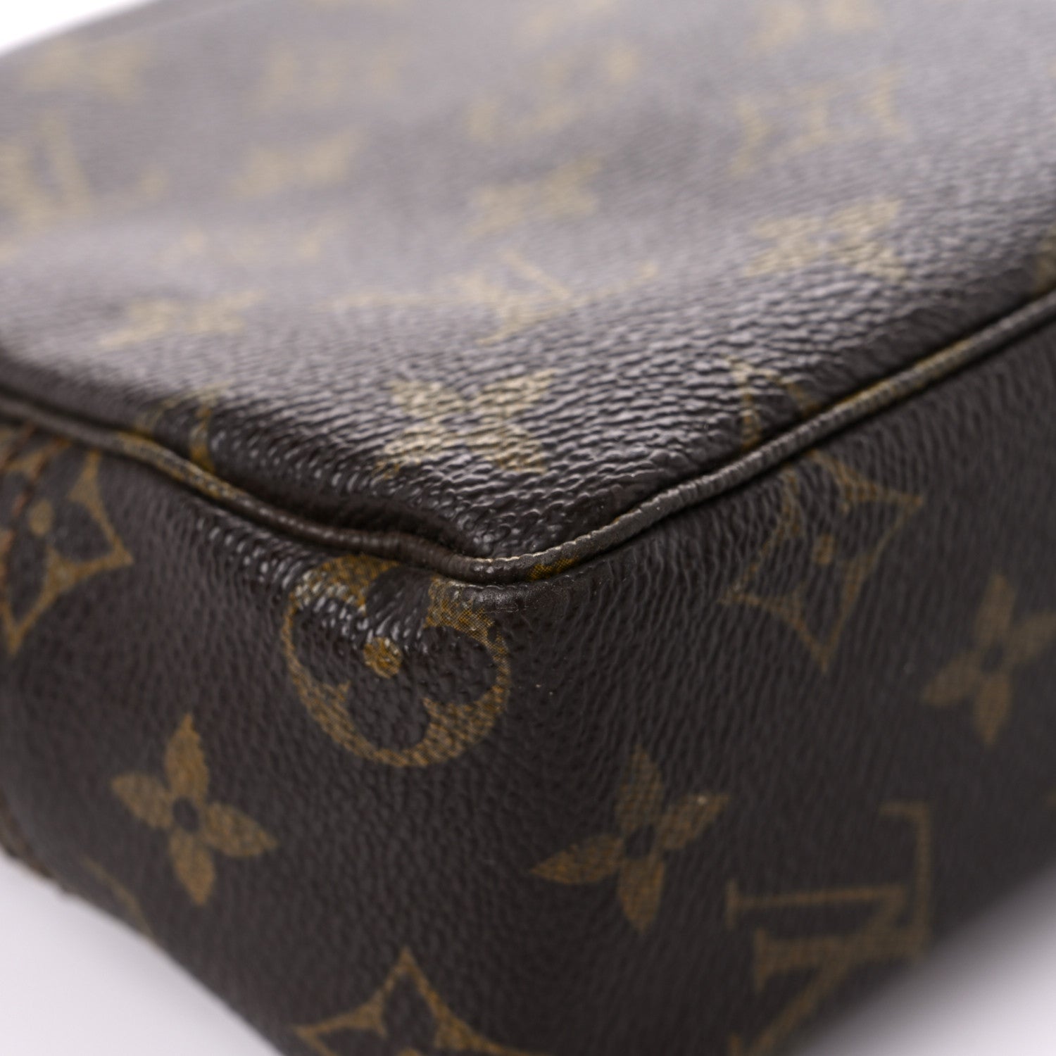 Louis Vuitton Monogram Trousse Toilette 23 11 of 18