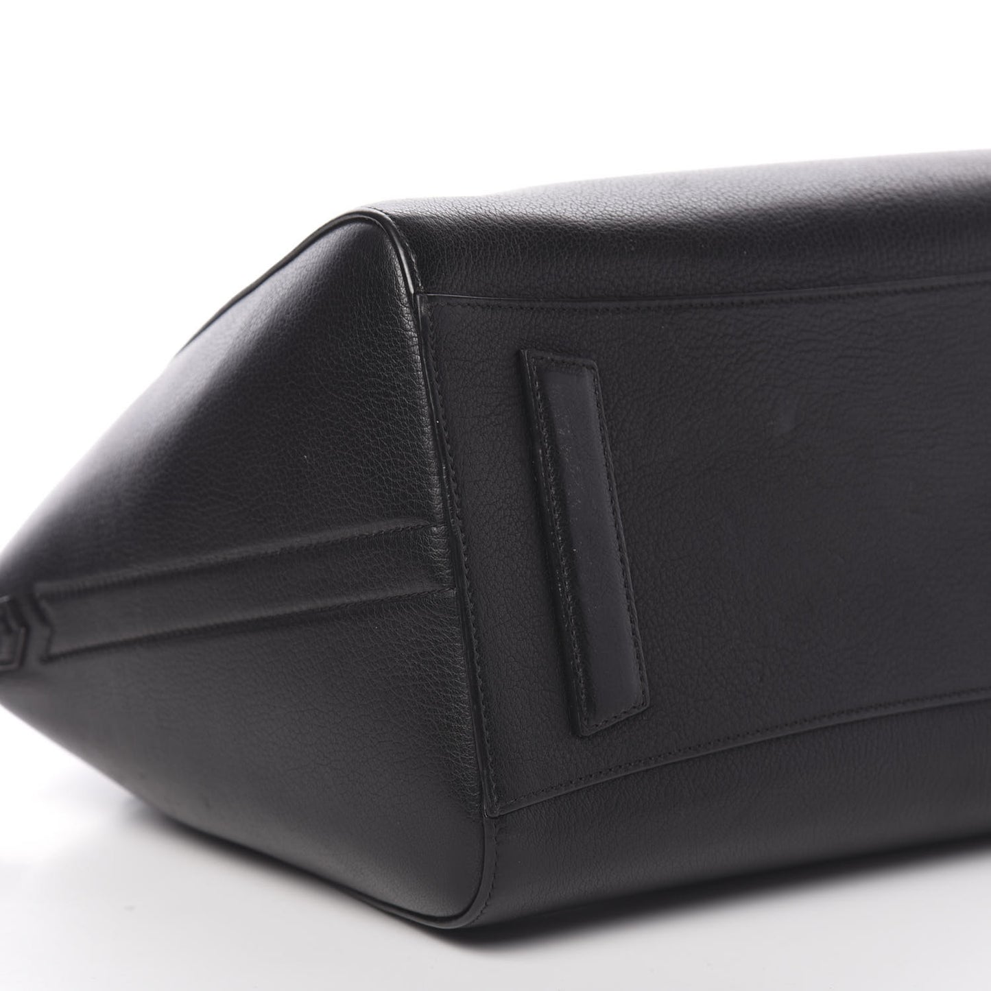 Sugar Goatskin Medium Antigona Black