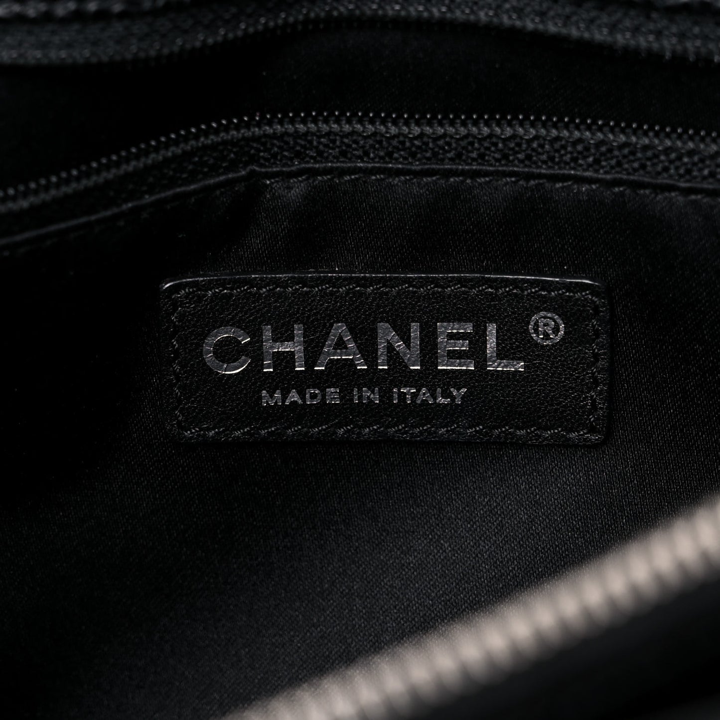 Caviar Quilted Grand Shopping Tote GST Black