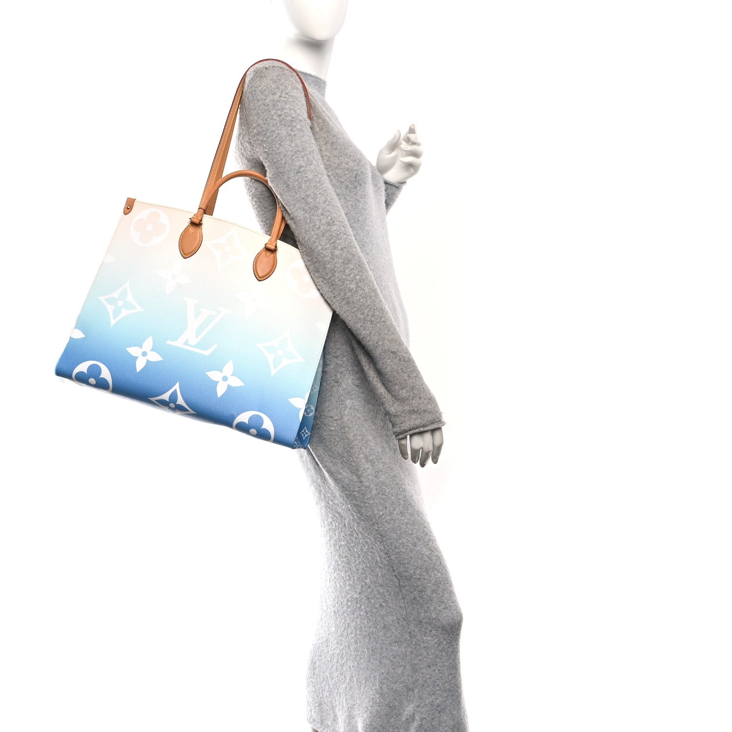 Louis Vuitton Monogram Giant By The Pool Onthego GM Blue 2 of 9