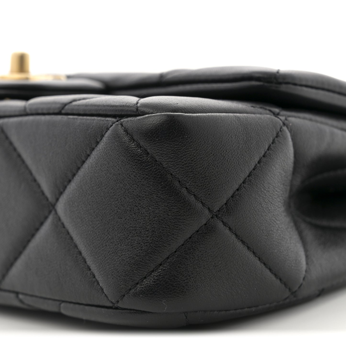 Lambskin Quilted Pearl Small Flap Black