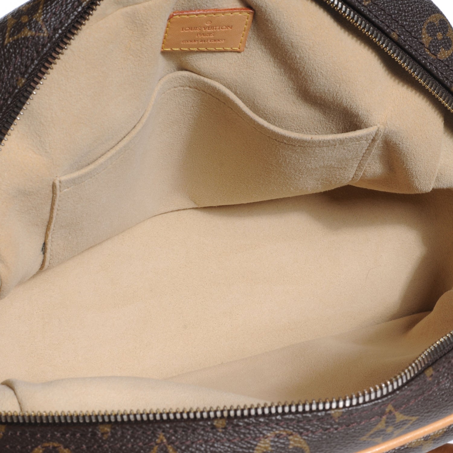 Louis Vuitton Monogram Manhattan PM 7 of 9