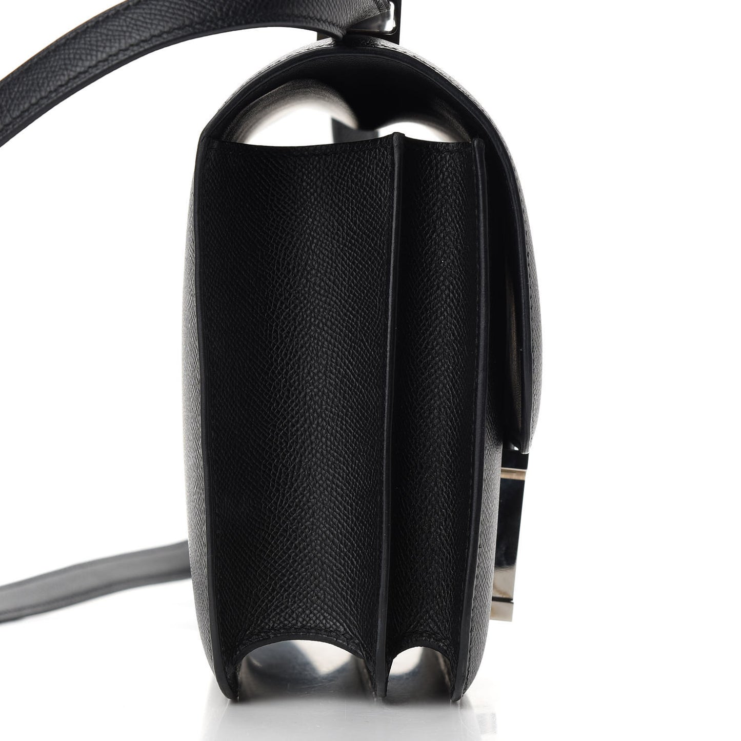 Epsom Horseshoe Enamel Constance 24 Black