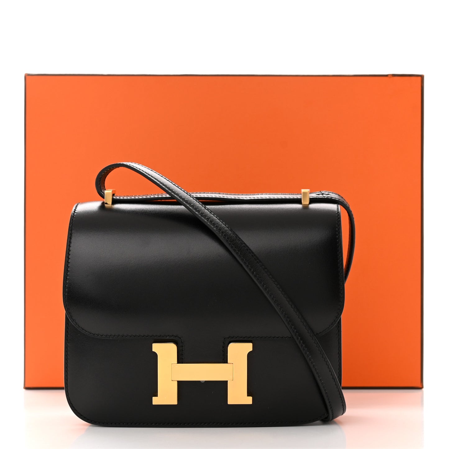 Box Constance 18 Black