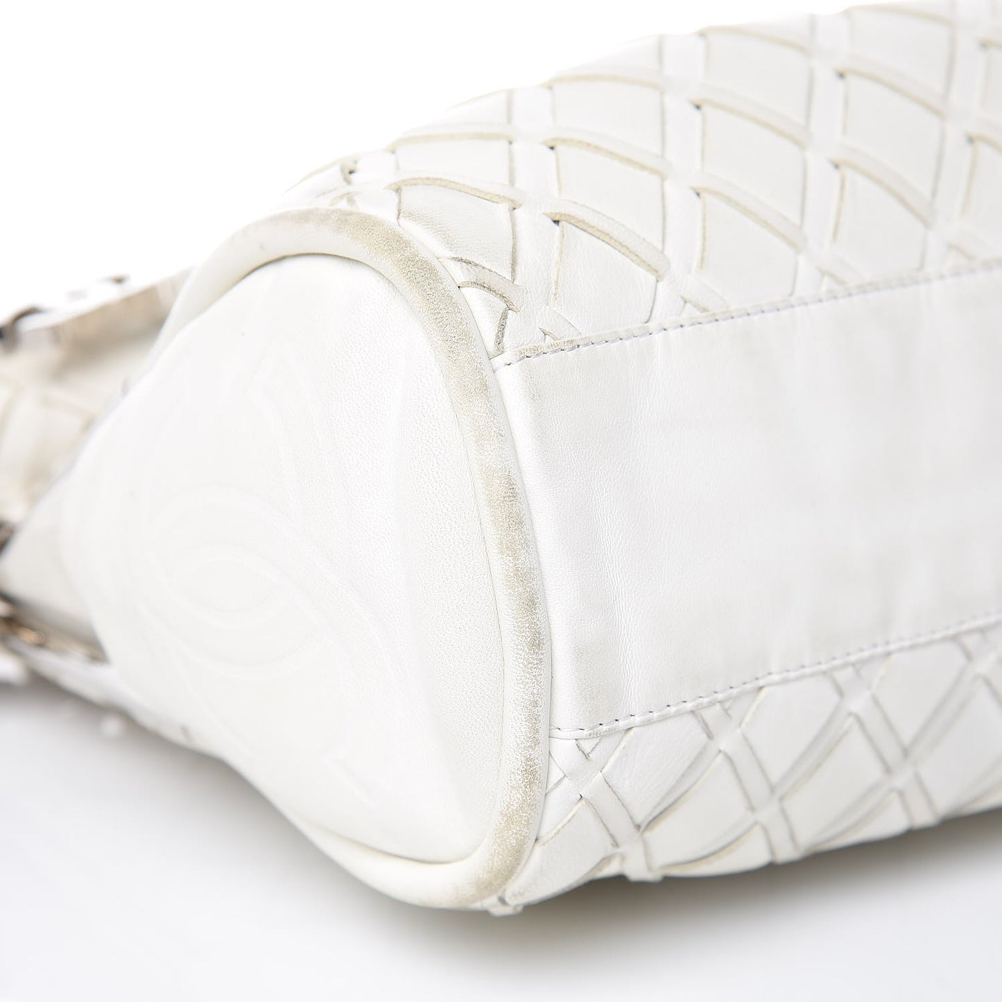 Lambskin Woven Medium Ultimate Soft Sombrero Hobo White