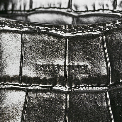 Balenciaga Shiny Supple Calfskin Crocodile Embossed Brass Hardware Neo Classic City Black 6 of 13