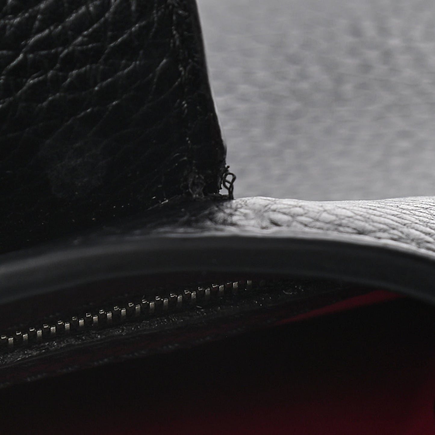 Taurillon Capucines Black