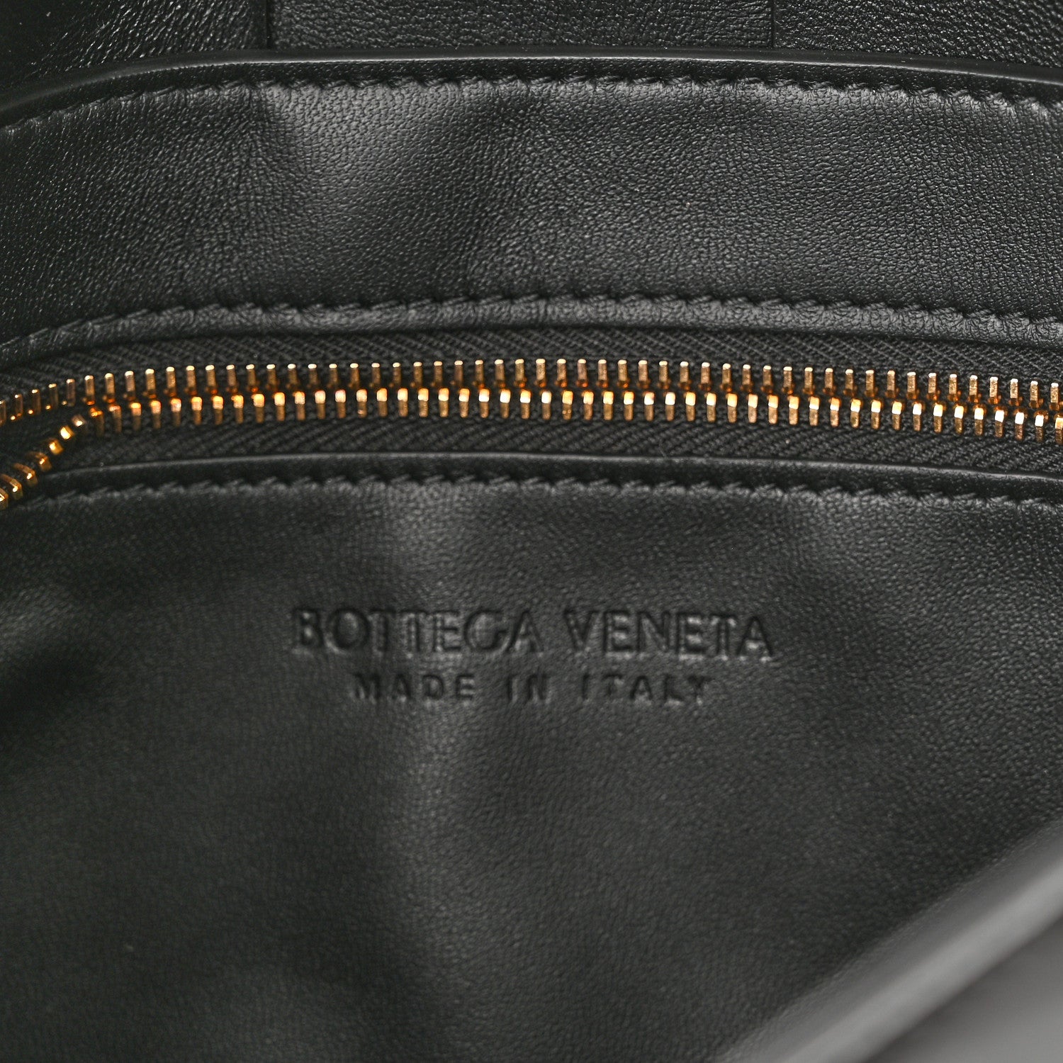 Bottega Veneta Spazzolato Maxi Intrecciato Cassette Crossbody Bag Black 6 of 9