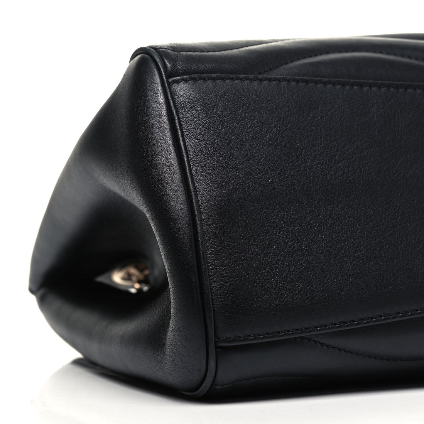 Calfskin New Wave Chain Tote Black