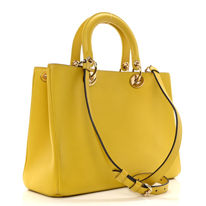 Christian Dior Smooth Calfskin Medium Diorissimo Tote Vert Acide 4 of 15