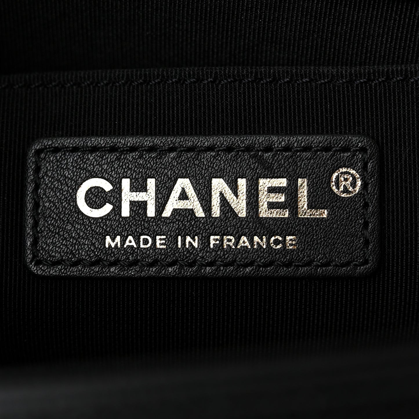 Caviar Quilted Medium Boy Flap Black