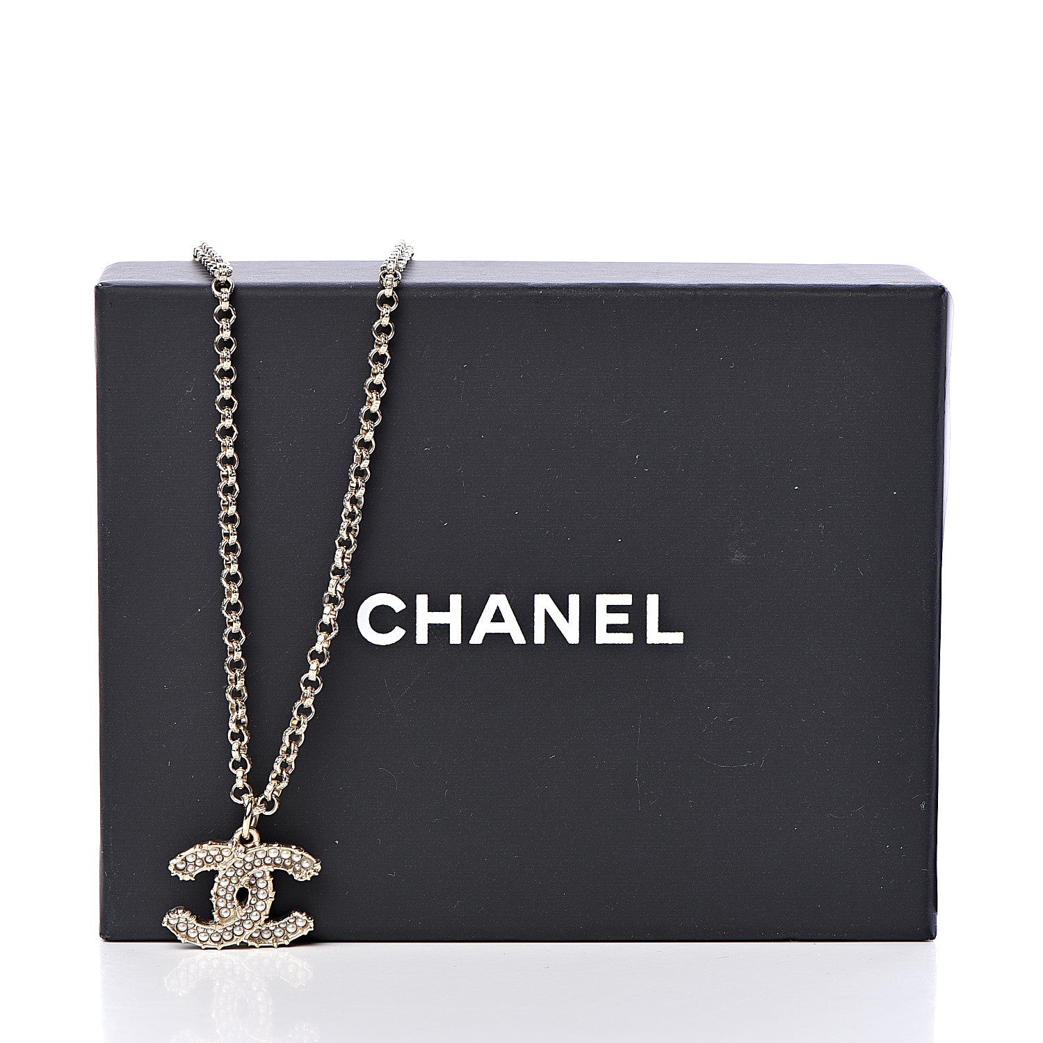Chanel Pearl CC Pendant Necklace Golden Pearly White 5 of 5