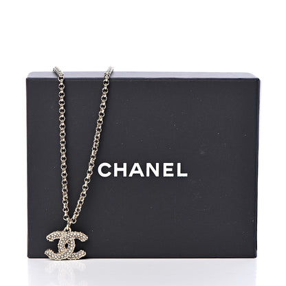 Chanel Pearl CC Pendant Necklace Golden Pearly White 5 of 5