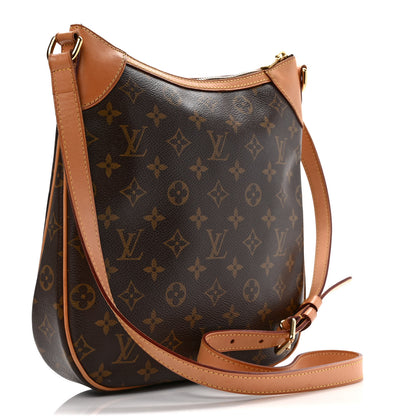 Louis Vuitton Monogram Odeon PM 3 of 10