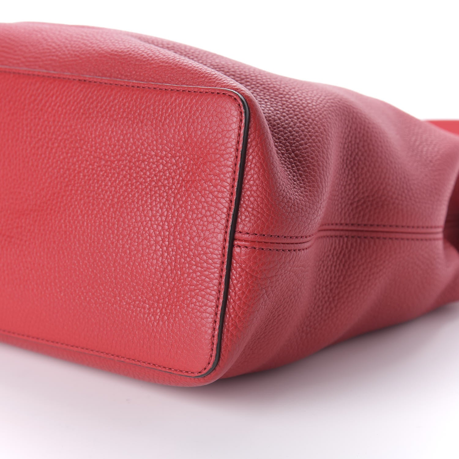 Gucci Pebbled Calfskin Large Soho Hobo Tabasco Red 7 of 10