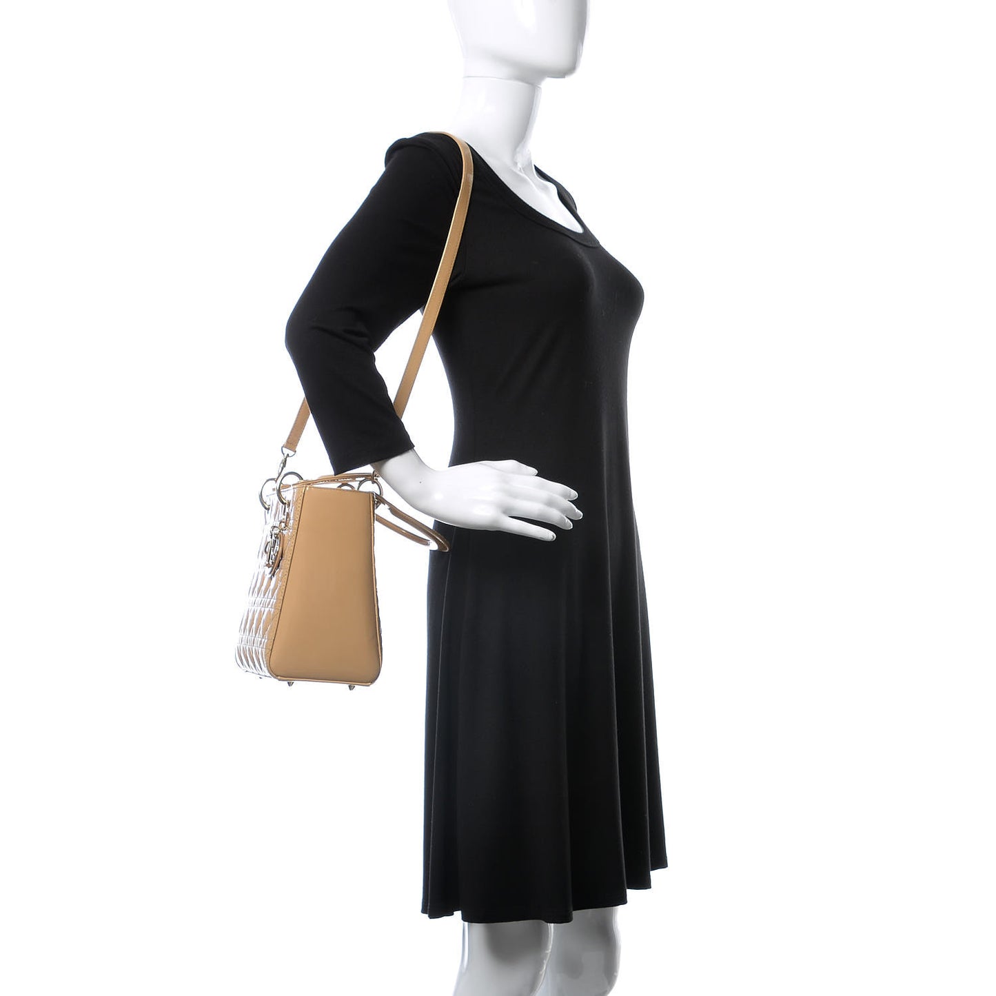 Patent Cannage Medium Lady Dior Beige