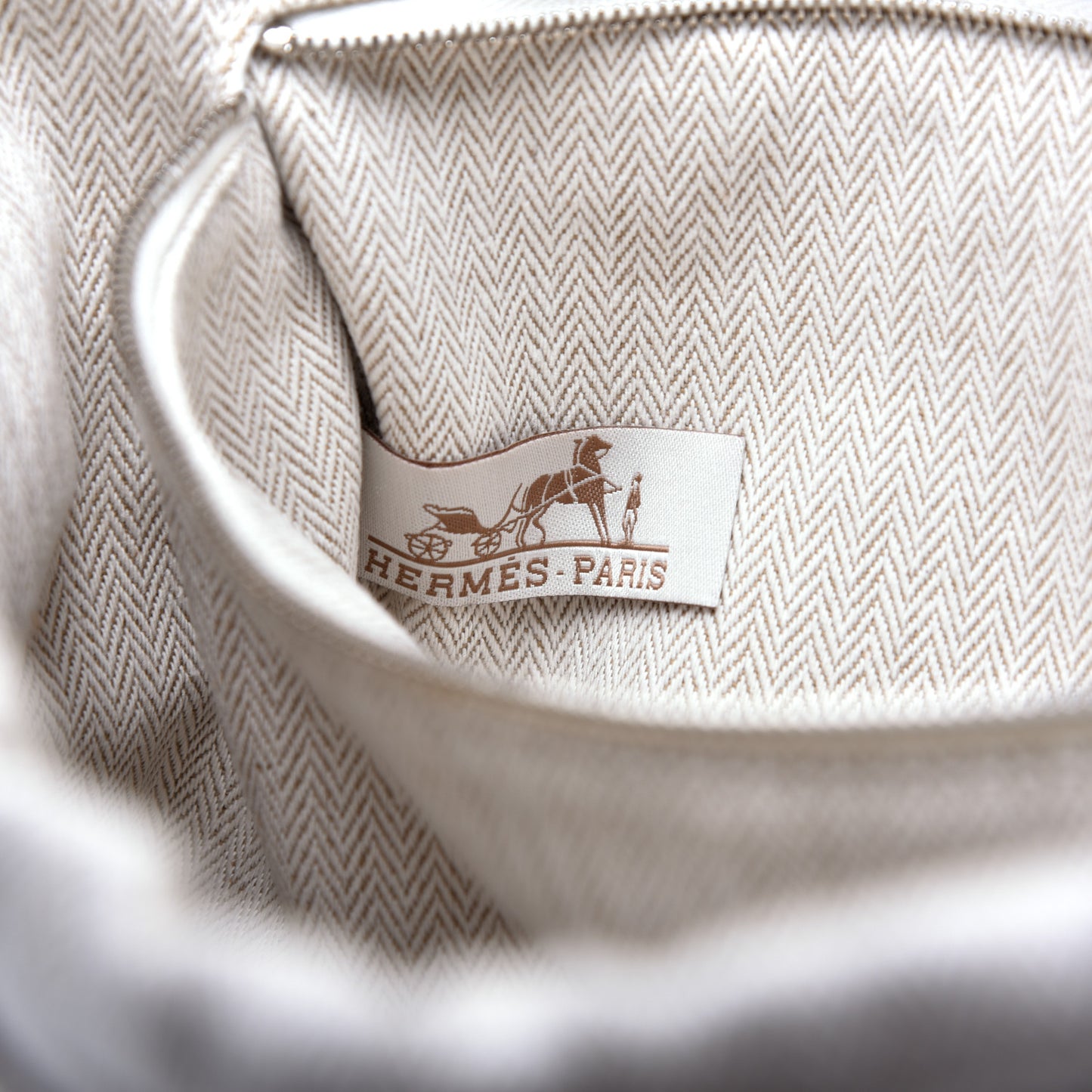 Canvas Barenia Fourbi 25 MM Pouch Naturel Fauve