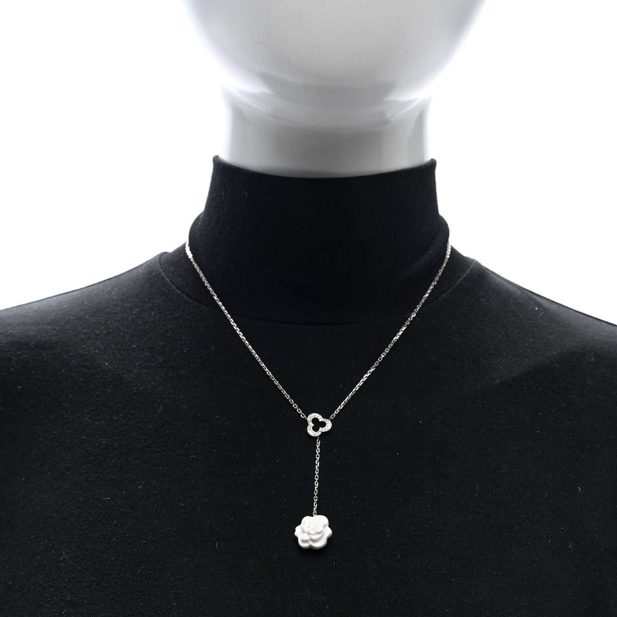 18K White Gold Diamond Agate Camelia Sculpte Pendant Necklace