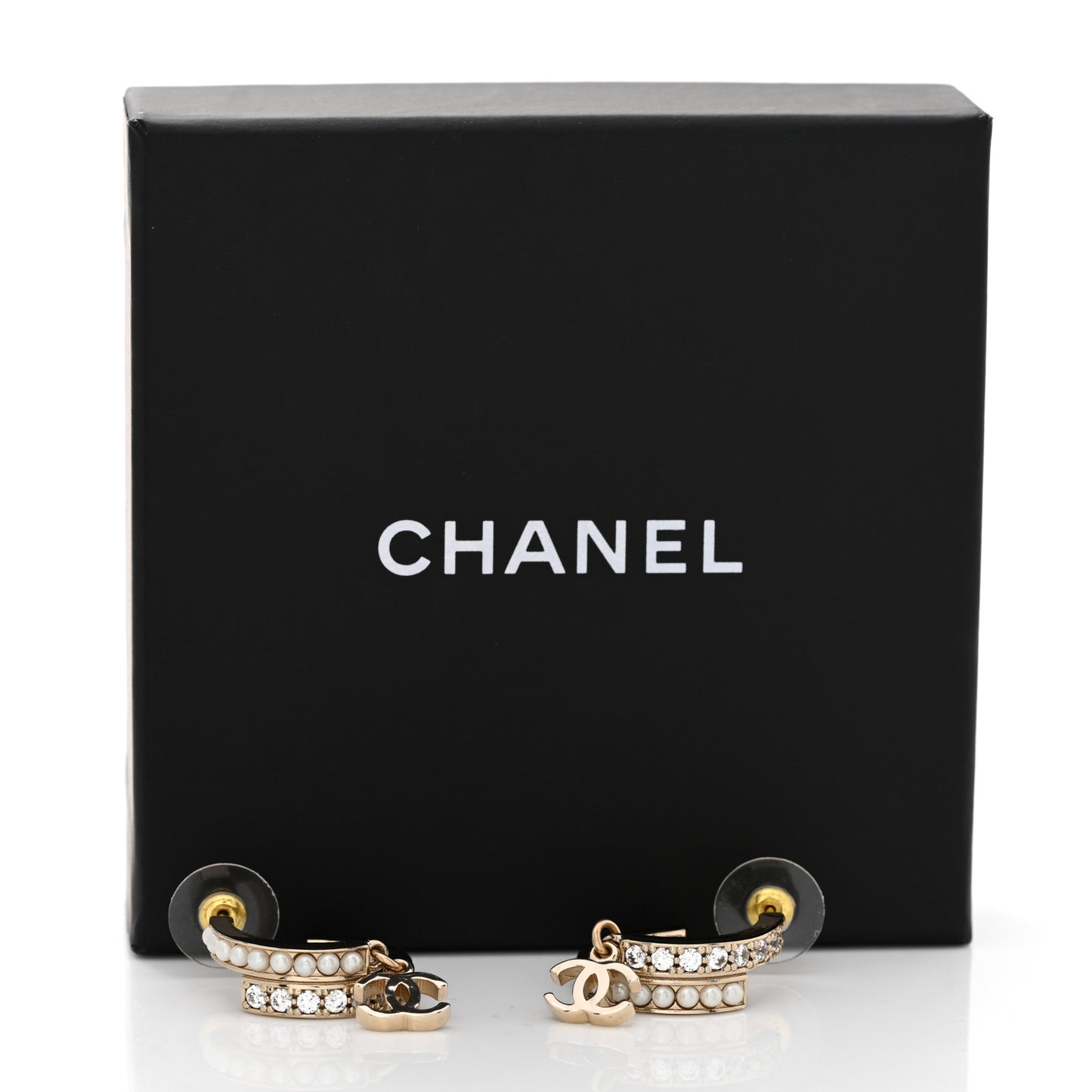 Crystal Pearl Logo Hoop CC Earrings Gold