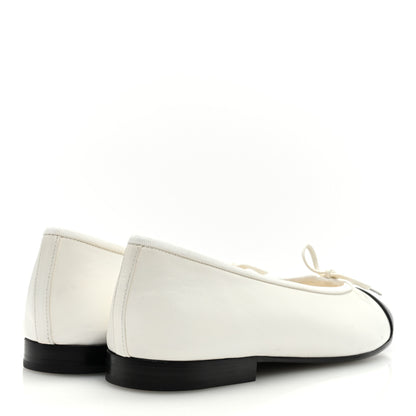 Chanel Lambskin Cap Toe CC Ballerina Flats 38.5 White Black 4 of 8